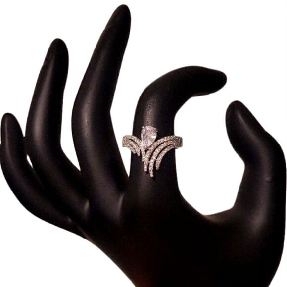 Size 9 Wing angel ring  with Inlaid Zircon White and diamond Plated - Picture 4 of 14